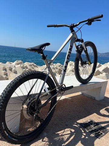 Used Marin San Quentin 1 2021 2021 Mountainbike, Light Gray, 27.5 — image 1 of 8