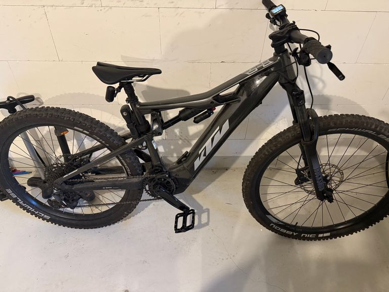 Gebrauchtes KTM MACINA KAPOHO 6971 LTD 2022 2022 Mountainbike, Hellgrau, 29 — Bild 1 von 5