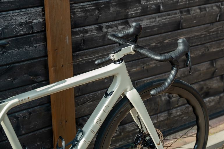 Used Allied Echo Shimano GRX Di2 2024 Road & Gravel, White — image 4 of 6