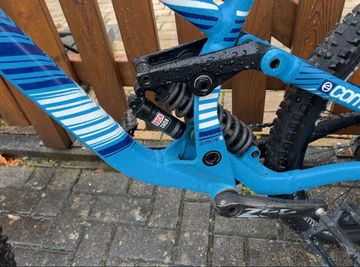 Commencal DH 2015 Mountainbike de segunda mano, Azul — imagen 4 de 8