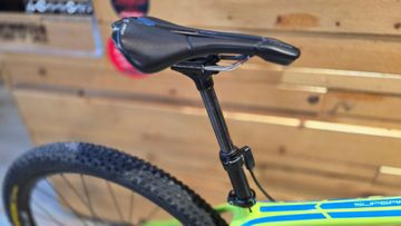 Used Trek Procaliber 9.7 SL 2016 2016 Mountainbike, Green, 27.5, 29 — image 4 of 10