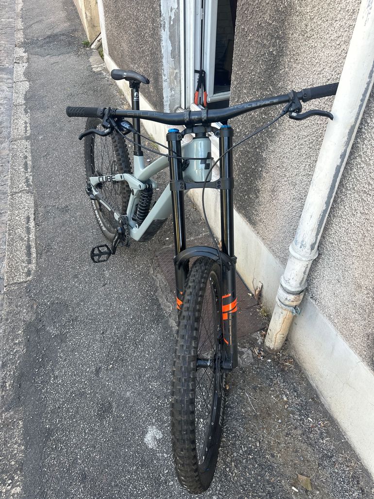 Gebrauchtes CUBE TWO15 HPC SLX 29 2024 2024 Mountainbike, Hellgrau, 29 — Bild 2 von 8