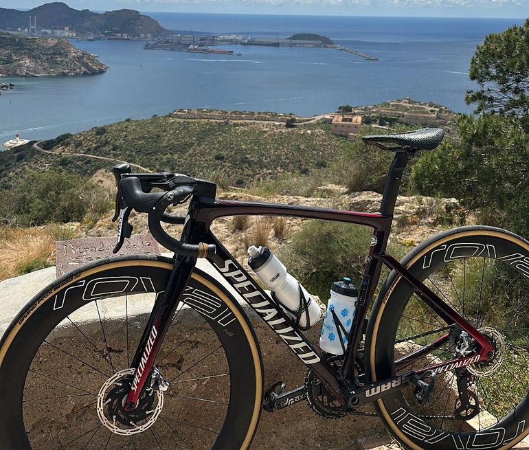 Used Specialized S-Works Tarmac SL7 - Speed of Light Collection 2022 2022 Road & Gravel, Red — image 3 of 3