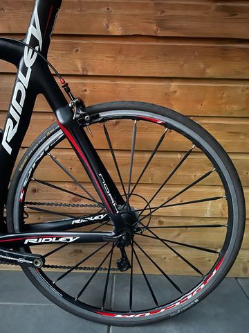 Used Ridley Noah Campagnolo Centaur 2017 Road & Gravel, Red — image 3 of 20