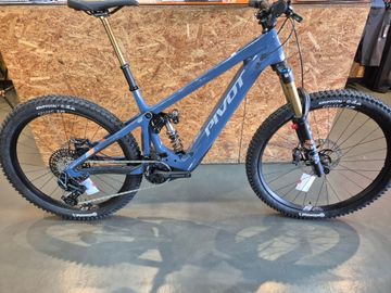 Pivot Shuttle LT 2025 MTB usato