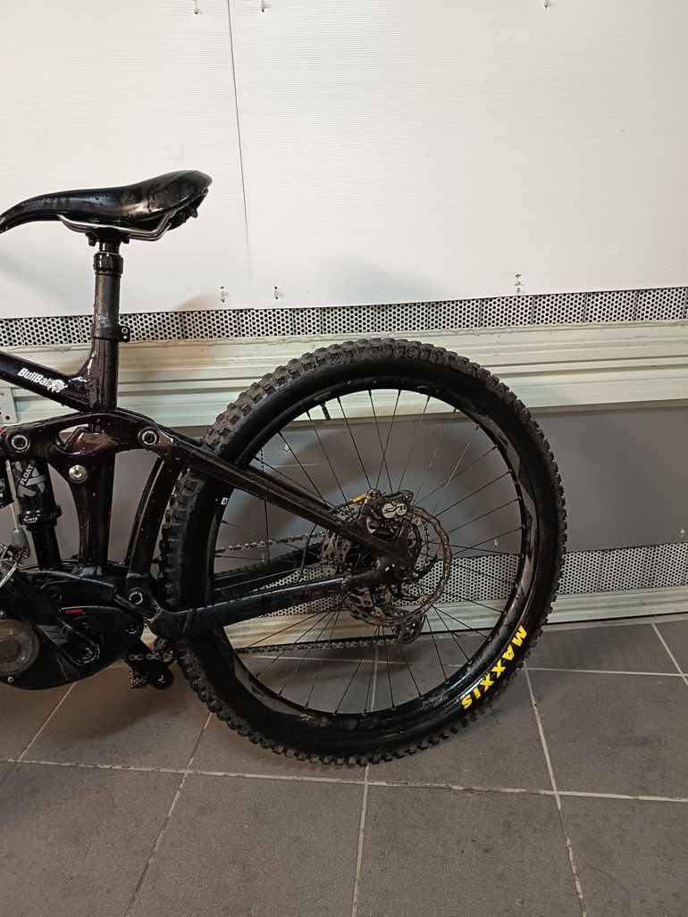 Used Giant Reign E+ 2 2024 2024 Mountainbike, Light Gray, 29 — image 5 of 12
