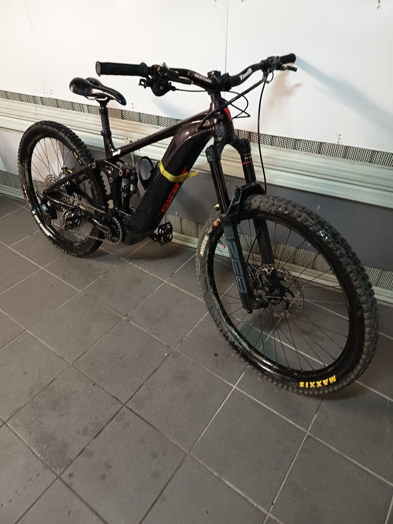 Used Giant Reign E+ 2 2024 2024 Mountainbike, Light Gray, 29 — image 12 of 12