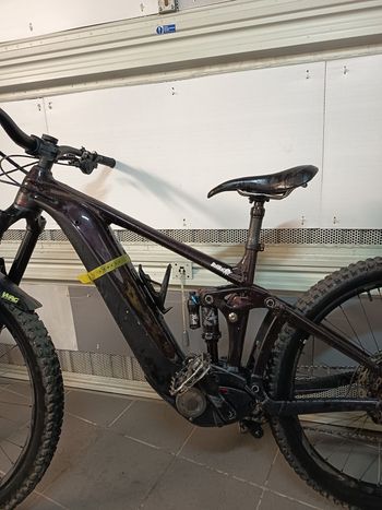 Used Giant Reign E+ 2 2024 2024 Mountainbike, Light Gray, 29 — image 7 of 12