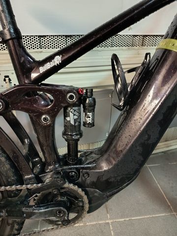 Used Giant Reign E+ 2 2024 2024 Mountainbike, Light Gray, 29 — image 8 of 15