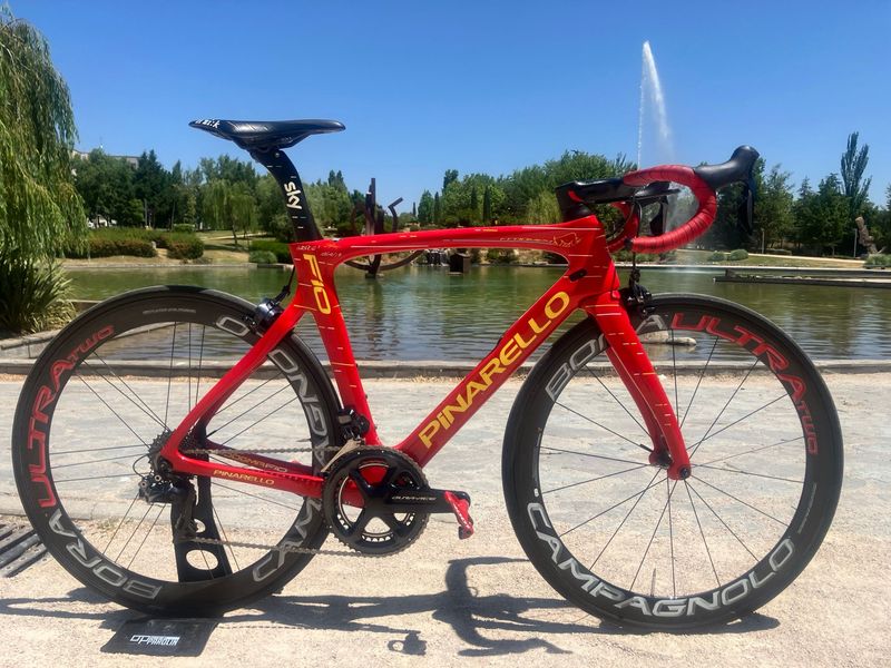 Tweedehands Pinarello Dogma F10 Team Sky 2017 Road & Gravel
