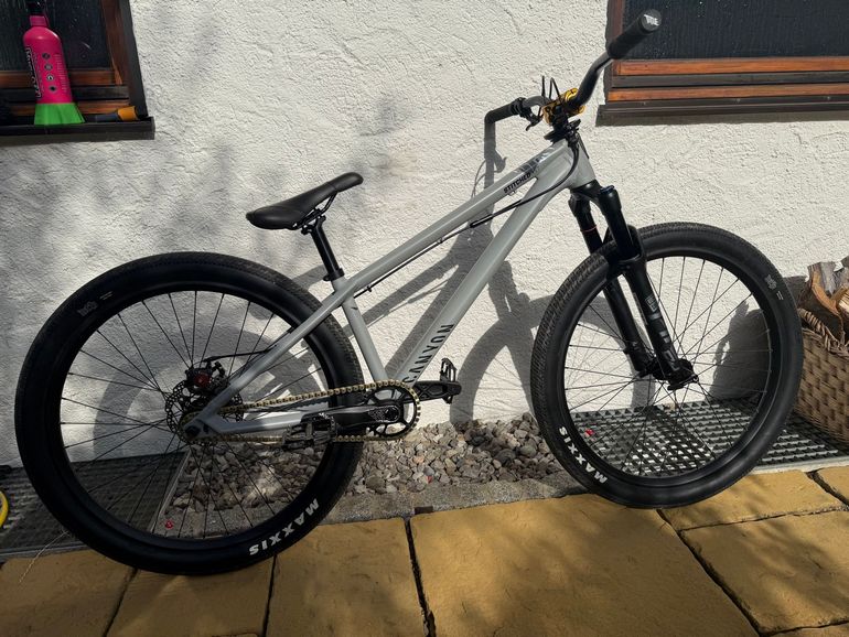 Canyon Stitched Velo De Dirt Dirt Jumper Slopestyle Bike Canyon