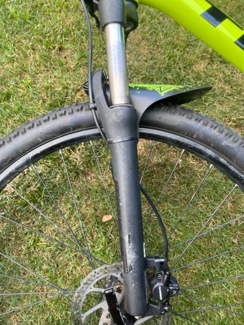 Used Trek Marlin 5 2020 2020 Mountainbike, Green, 27.5, 29 — image 6 of 7
