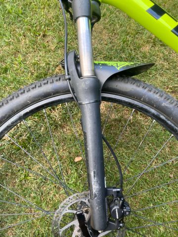 Used Trek Marlin 5 2020 2020 Mountainbike, Green, 27.5, 29 — image 6 of 7