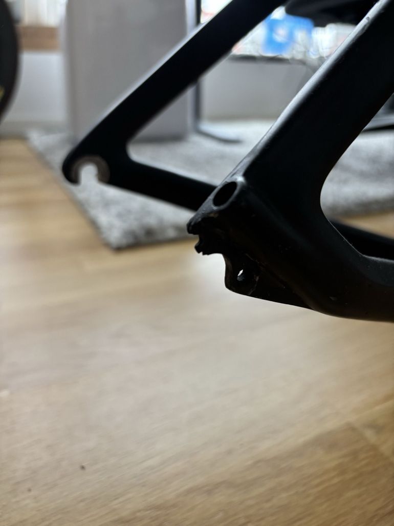 Used Canyon Aeroad Frameset 2019 Road & Gravel, Black — image 8 of 9