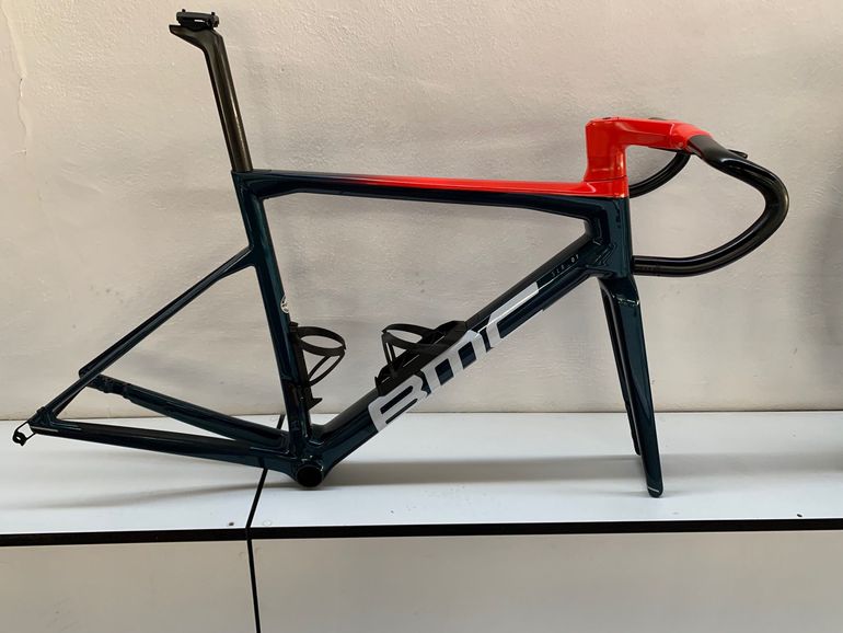 Used BMC Teammachine SLR01 ONE LTD 2021 Frameset 2021 Road & Gravel, Blue — image 1 of 13