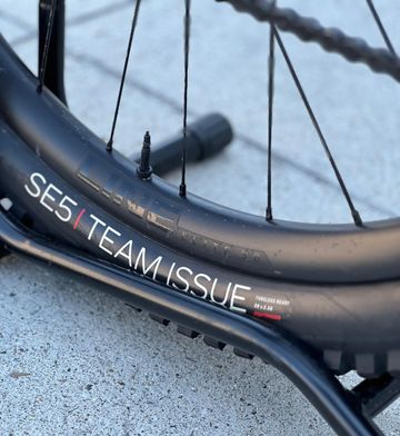 Brugt Trek Fuel EXe 9.7 2023 2023 Mountainbike — billede 8 af 8