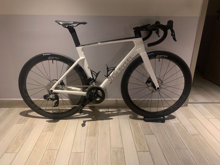 Used Van rysel VELO DE ROUTE RCR RIVALAXS CAPTEUR DE PUISSANCE BLANCGLACIER 2024 Road & Gravel — image 1 of 5