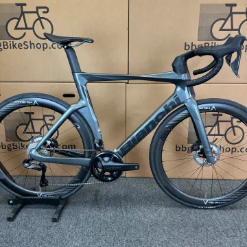 Used Bianchi Oltre Shimano Ultegra Di2 2024 Road & Gravel