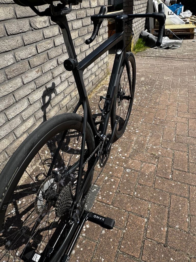 Used Cannondale SuperSix EVO Carbon Disc Ultegra 2021 2021 Road & Gravel — image 5 of 7