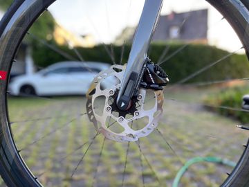 Canyon Ultimate CF SL 7 Disc 2021 2021 Road & Gravel de segunda mano, Gris claro — imagen 4 de 5