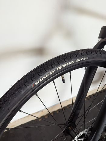 Used Cannondale 700 M Quick CX 4 2022 Road & Gravel, Black — image 4 of 12