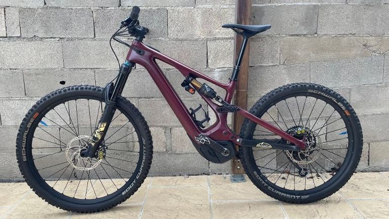 Gebrauchtes Specialized Turbo Levo Expert 2022 2022 Mountainbike, Rot, 29, 27.5 — Bild 1 von 3