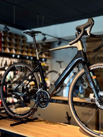 Used Cannondale Topstone Shimano GRX Di2 2024 Road & Gravel, Black — image 4 of 6