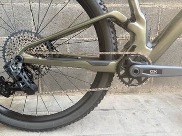 Used Berria MAKO 8 DC 2024 Mountainbike, Green — image 2 of 7
