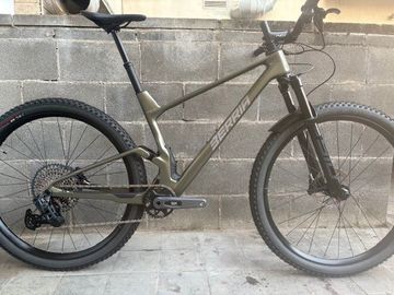 Used Berria MAKO 8 DC 2024 Mountainbike, Green — image 1 of 7
