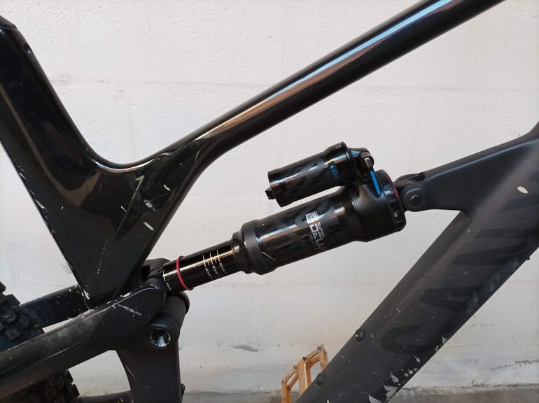 Used Canyon Spectral CF 7.0 2020 2020 Mountainbike — image 4 of 7