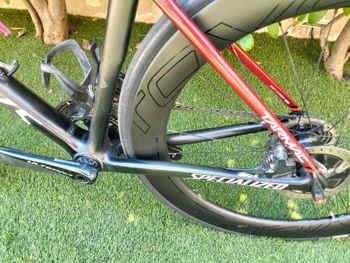 Used Specialized Tarmac Shimano Ultegra Di2 2020 Road & Gravel, Red — image 8 of 12