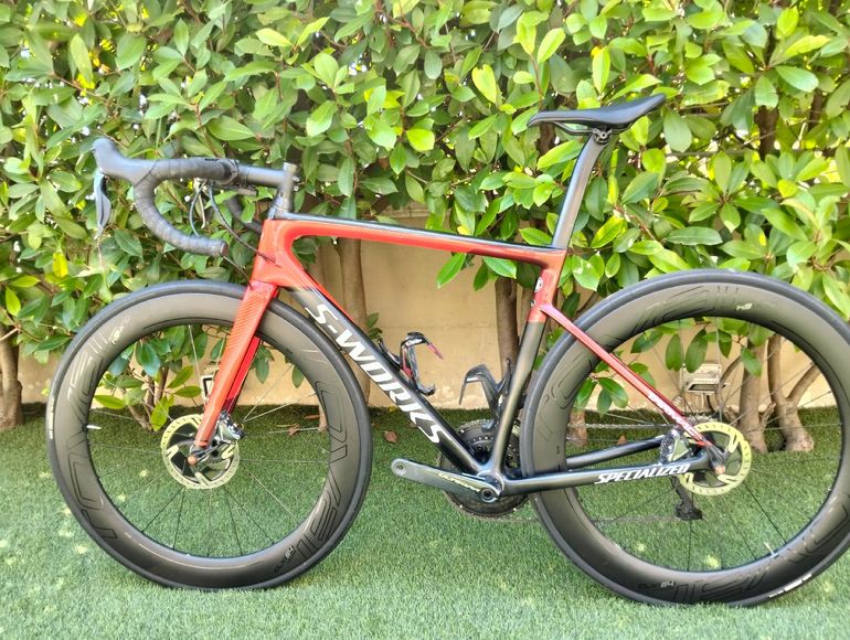 Used Specialized Tarmac Shimano Ultegra Di2 2020 Road & Gravel, Red — image 2 of 12
