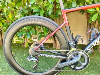 Used Specialized Tarmac Shimano Ultegra Di2 2020 Road & Gravel, Red — image 4 of 12