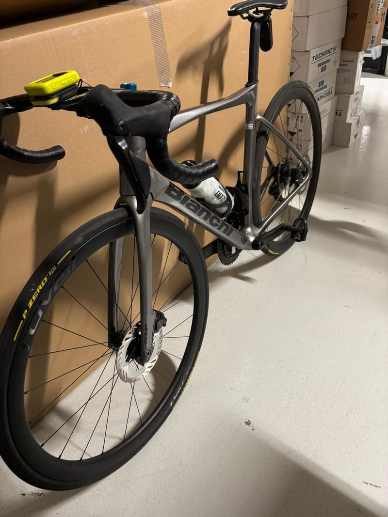 Używany Bianchi COMP Ultegra 2024 2024 Road & Gravel