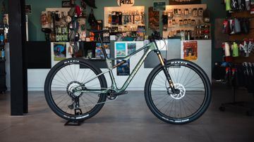 Brugt Orbea OIZ M10 2024 2024 MTB