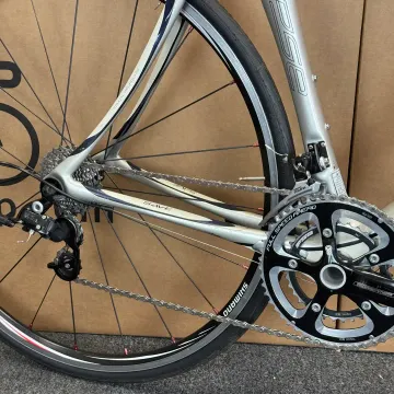 Used Cannondale Synapse 2010 2010 Road & Gravel, Light Gray — image 4 of 5
