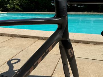 Tweedehands Scott Addict 30 2023 Frameset 2023 Road & Gravel — afbeelding 3 van 14