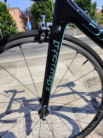Used Bianchi Specialissima Dura Ace Di2 2017 2017 Road & Gravel — image 10 of 13