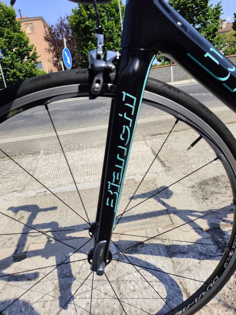 Used Bianchi Specialissima Dura Ace Di2 2017 2017 Road & Gravel — image 10 of 13