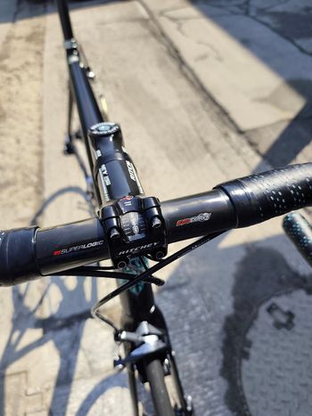 Used Bianchi Specialissima Dura Ace Di2 2017 2017 Road & Gravel — image 13 of 13