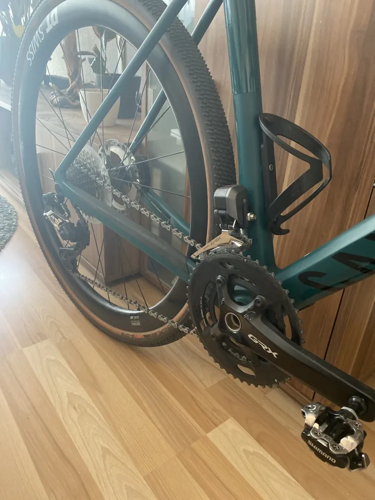 Used Canyon Grail CF SL 8 Di2 2022 Road & Gravel, Black — image 3 of 4