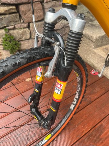 Used Trek Y11 1998 Mountainbike, Orange, 26 — image 3 of 8