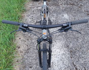 Used Nakamura SUMMIT LTD 27,5 2021 Mountainbike, Light Gray — image 8 of 10