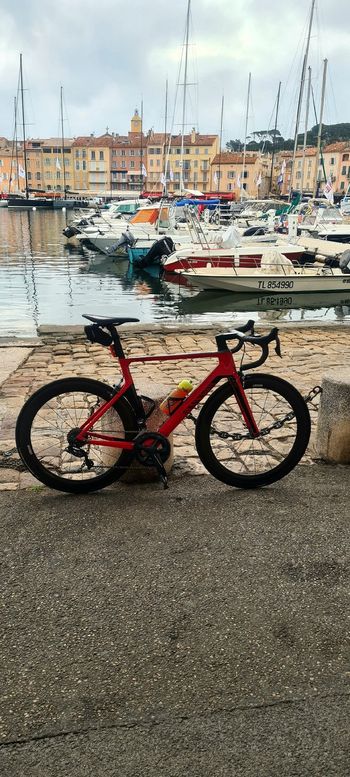 Brugt Canyon Aeroad CF SLX Disc 8.0 Di2 2018 2018 Road & Gravel — billede 13 af 14
