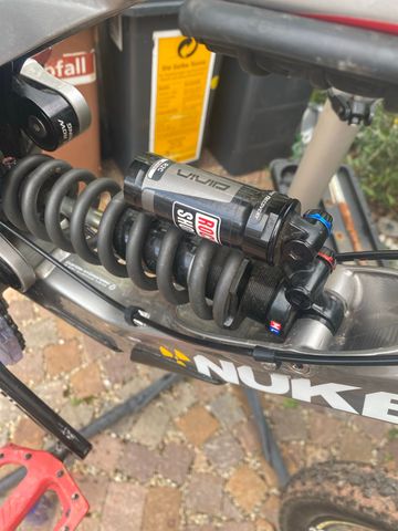 Used Nukeproof Pulse 2014 Mountainbike, Light Gray, 26 — image 3 of 11