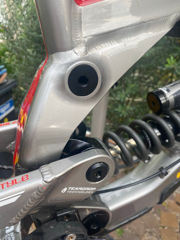 Used Nukeproof Pulse 2014 Mountainbike, Light Gray, 26 — image 7 of 11