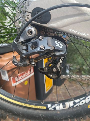 Used Nukeproof Pulse 2014 Mountainbike, Light Gray, 26 — image 4 of 11