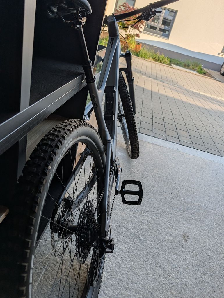 Used Scott Spark 950 2022 2022 Mountainbike, Light Gray, 29 — image 9 of 10