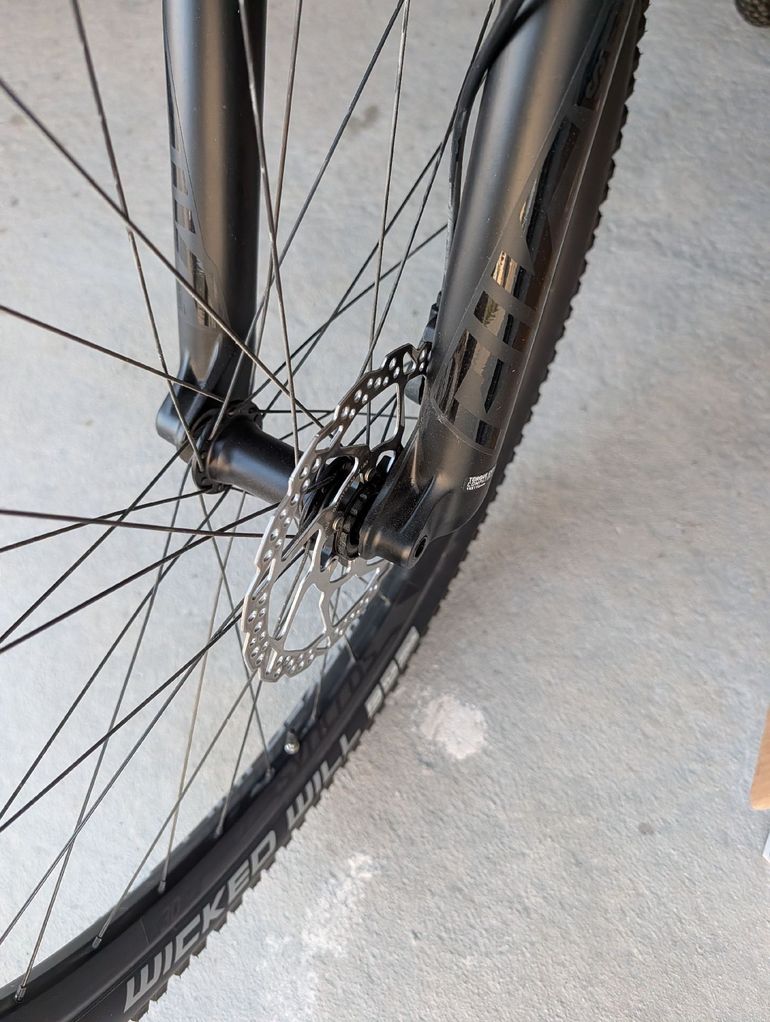 Used Scott Spark 950 2022 2022 Mountainbike, Light Gray, 29 — image 6 of 10