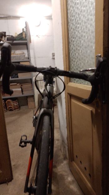 Used Wilier Cento1 Hybrid SHIMANO 105 2X11 + MAHLE X35+ 2024 2024 Road & Gravel, Hellgrau — image 4 of 4